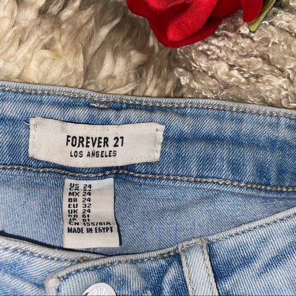 Forever 21 Ripped Jeans - Picture 2 of 3